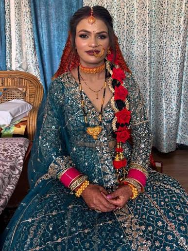 Meenakshi makeover beauty salon Haldwani